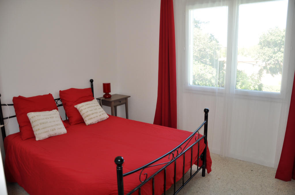Dans St Raphael Saint-Raphael (Var)