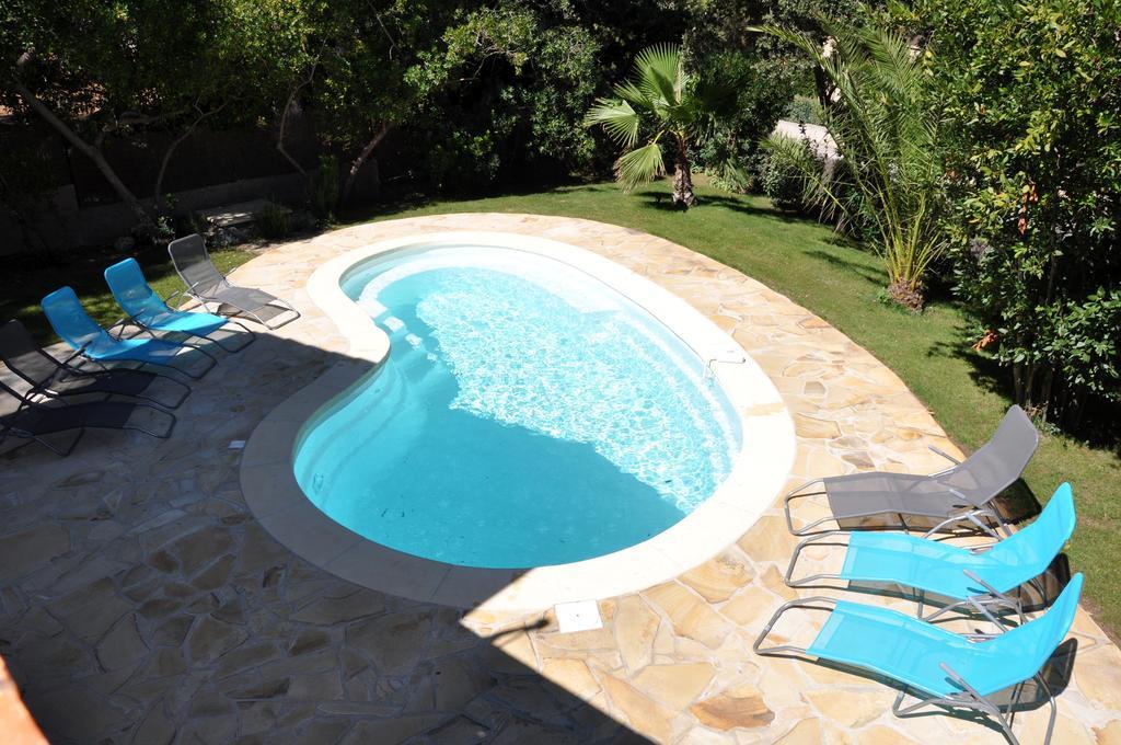 Dans St Raphael * Saint-Raphael (Var)